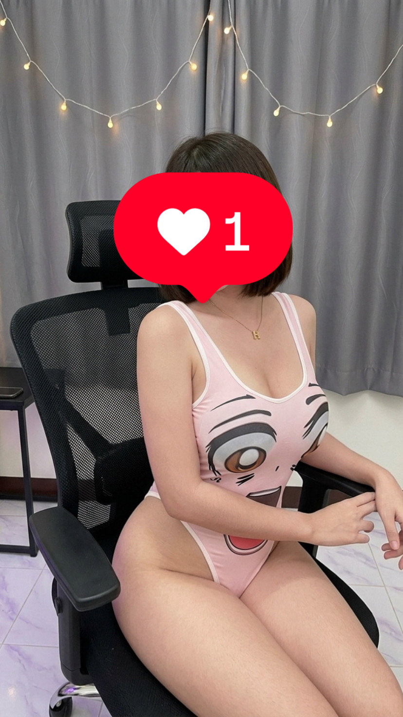 หาพี่นัดงับอายุ 20 สาวแว่นหน้าอก36 นนทบุรี