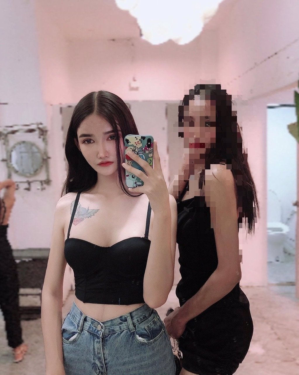 ชั่วคราว เดินทางไปหาได้ ขาวหุ่นดีตรงปกติ 
