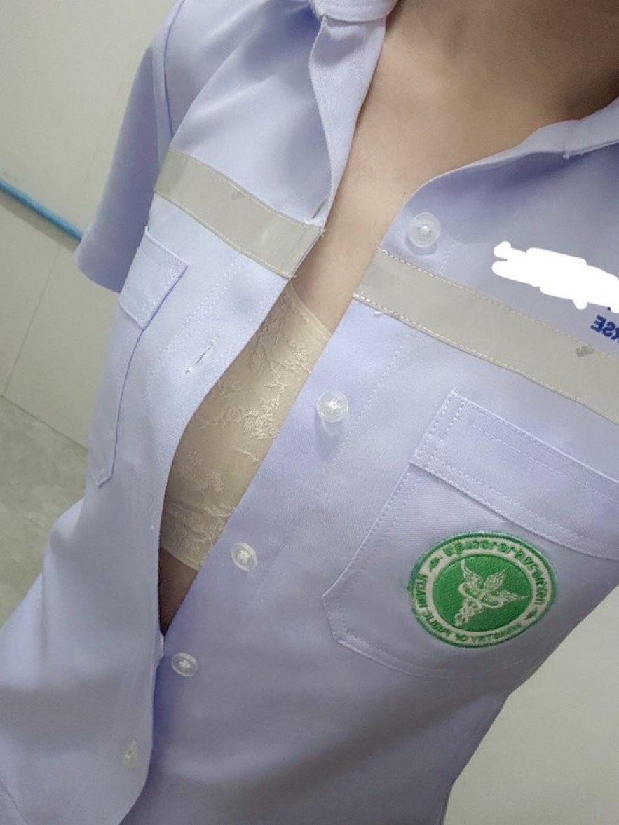 เป็นพยาบาลค่ะหาพี่ใจดีซัปพอร์ตคุยกันนะคะ